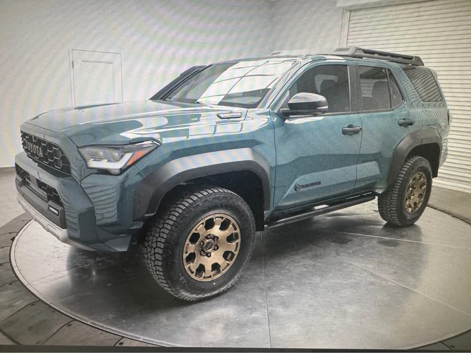 2025 Toyota 4Runner 6th Gen - Image 2 of 8
