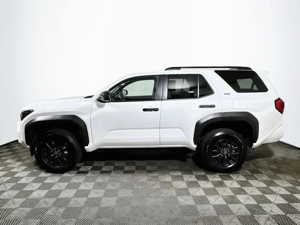 2025 Toyota 4Runner 6th Gen - Image 4 of 19