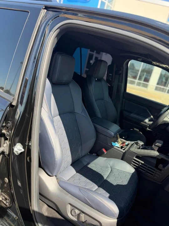2025 Toyota 4Runner 6th Gen - Image 5 of 19