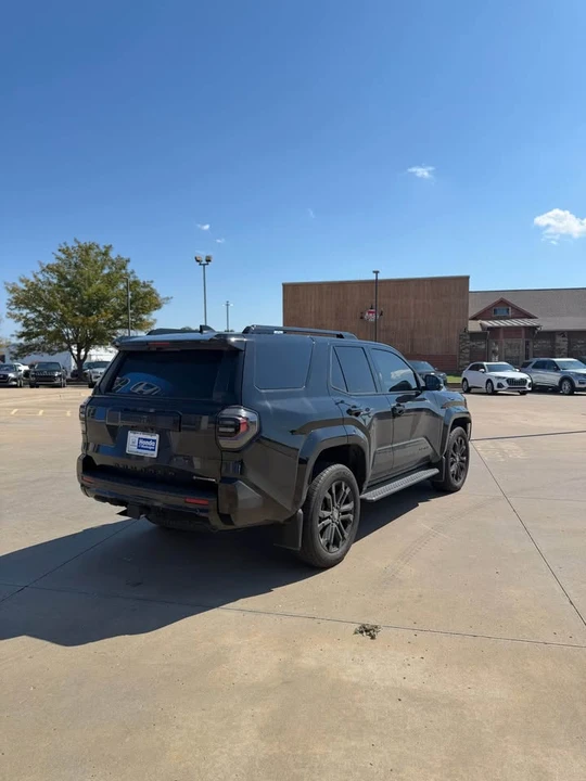2025 Toyota 4Runner 6th Gen - Image 7 of 19