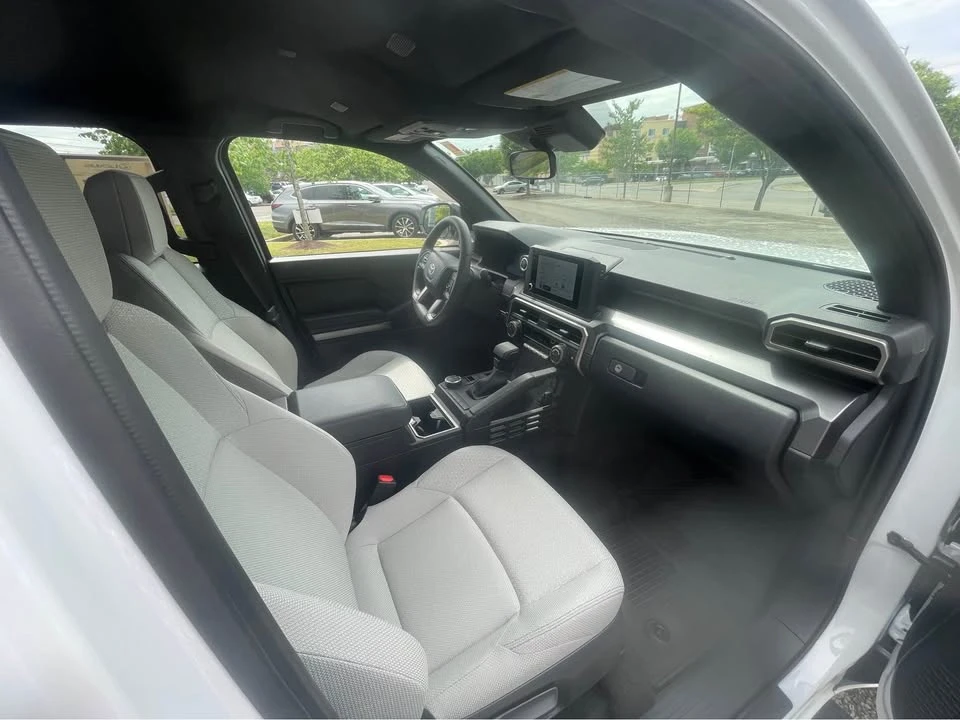 2025 Toyota 4Runner 6th Gen - Image 12 of 19