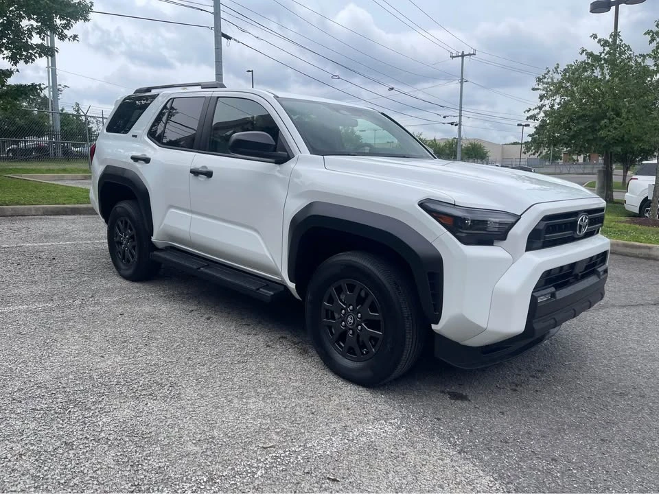 2025 Toyota 4Runner 6th Gen - Image 5 of 19