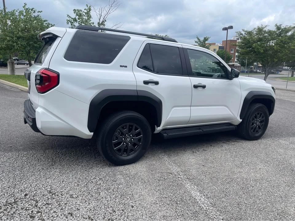 2025 Toyota 4Runner 6th Gen - Image 4 of 19