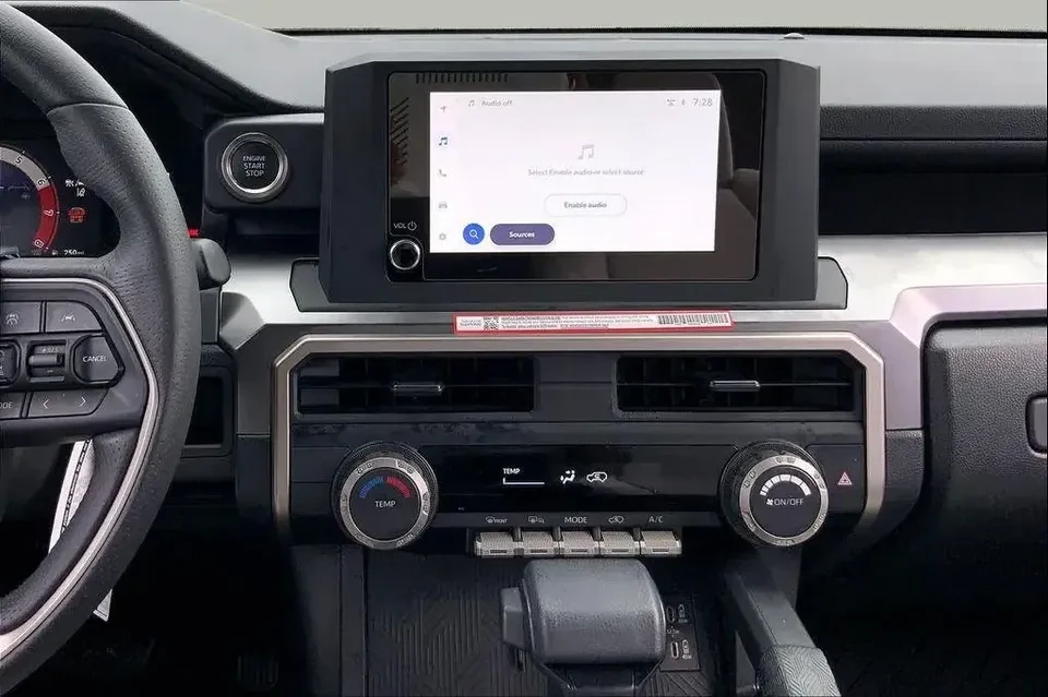 2025 Toyota 4Runner 6th Gen - Image 7 of 20