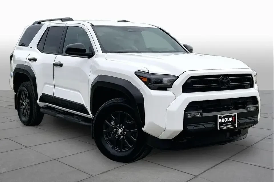 2025 Toyota 4Runner 6th Gen - Image 3 of 20