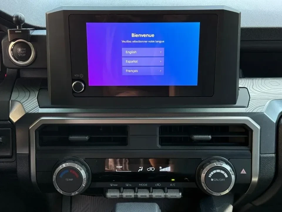 2025 Toyota 4Runner 6th Gen - Image 9 of 18