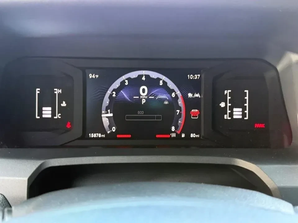 2025 Toyota 4Runner 6th Gen - Image 15 of 18