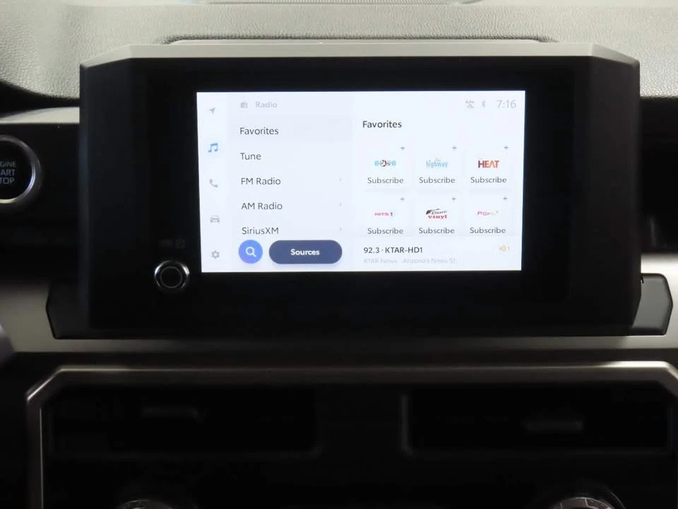 2025 Toyota 4Runner 6th Gen - Image 14 of 19