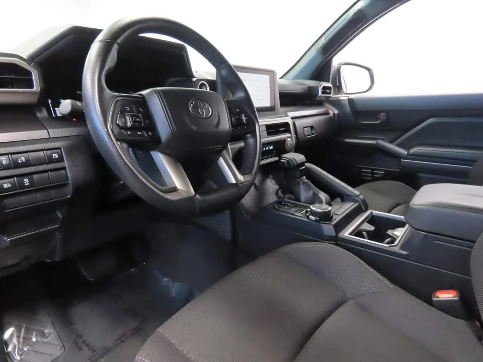 2025 Toyota 4Runner 6th Gen - Image 10 of 19