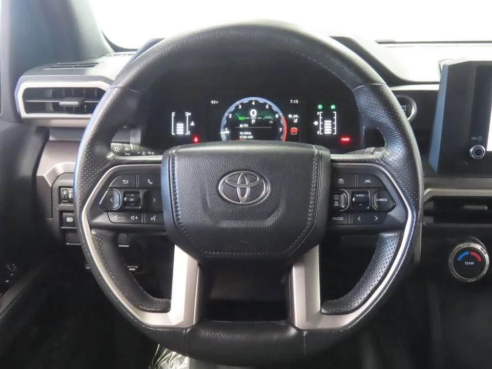 2025 Toyota 4Runner 6th Gen - Image 11 of 19