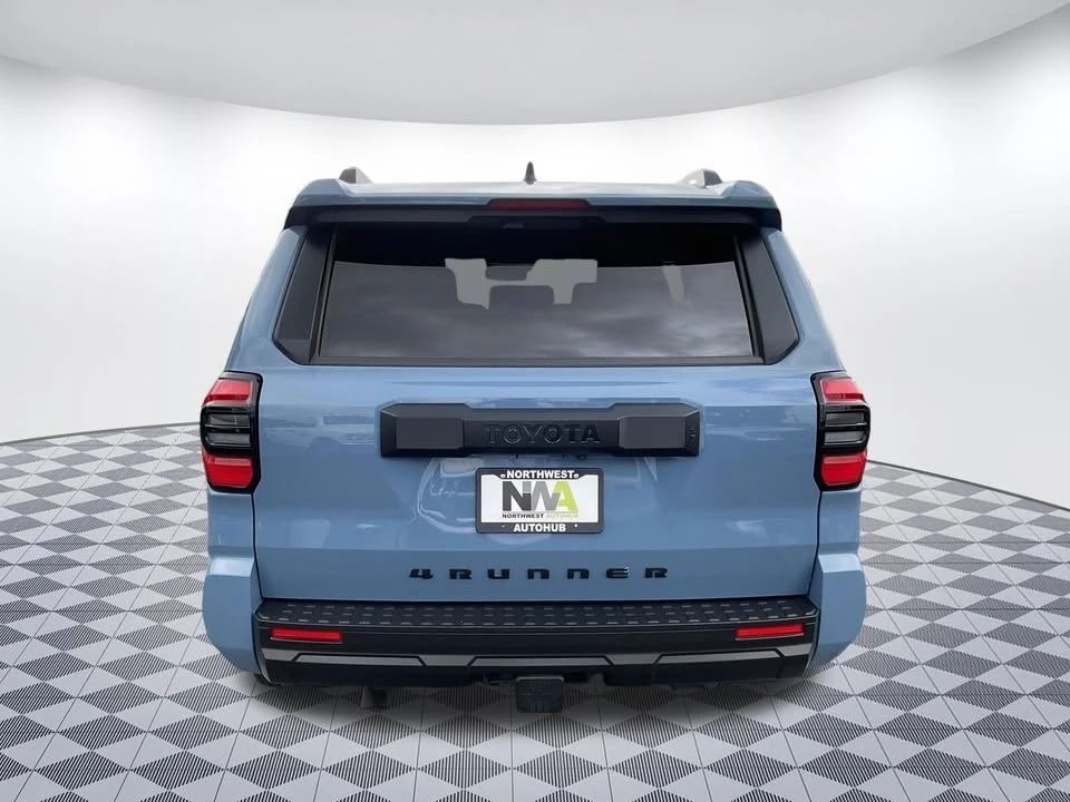 2025 Toyota 4Runner 6th Gen - Image 4 of 19