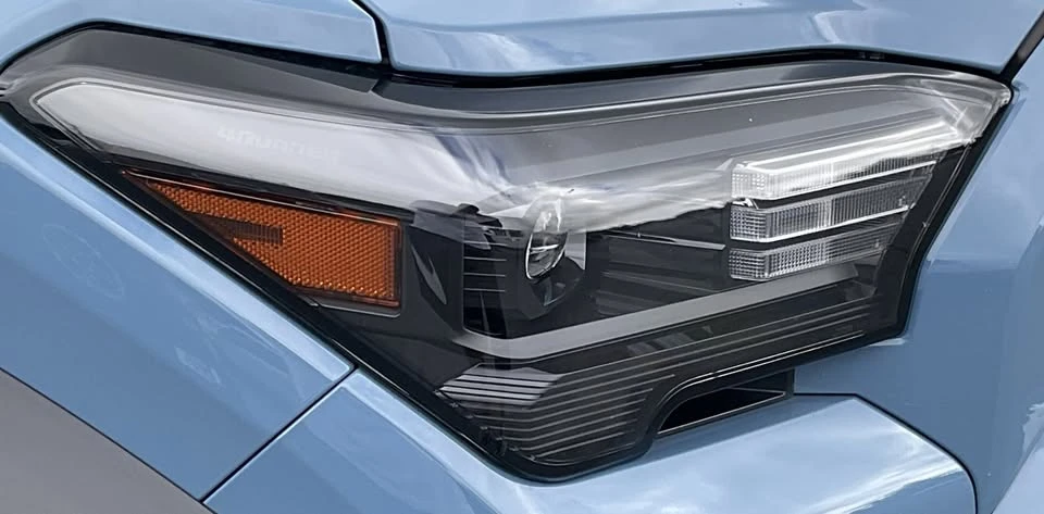 2025 Toyota 4Runner 6th Gen - Image 9 of 19