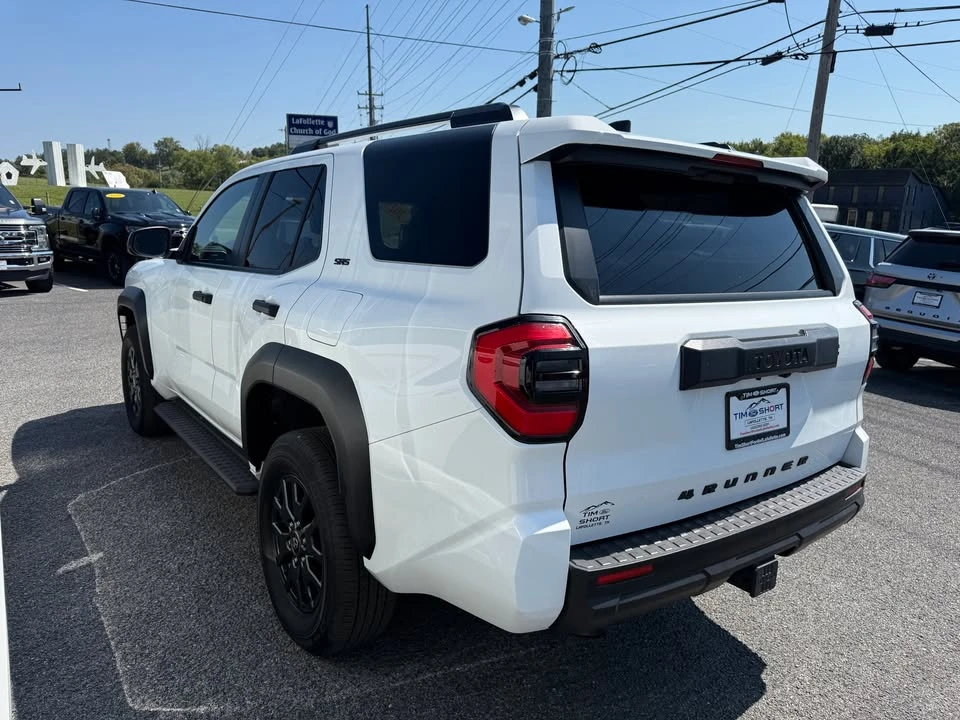 2025 Toyota 4Runner 6th Gen - Image 4 of 6