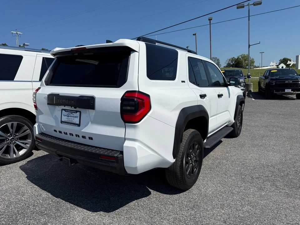 2025 Toyota 4Runner 6th Gen - Image 3 of 6
