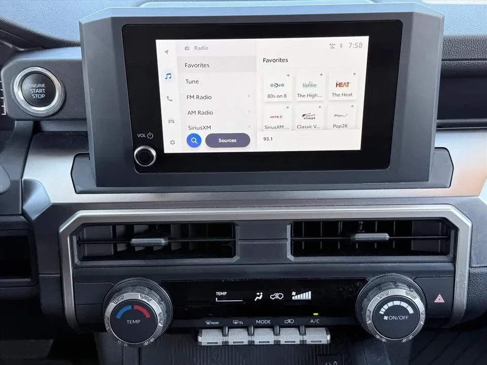 2025 Toyota 4Runner 6th Gen - Image 8 of 10