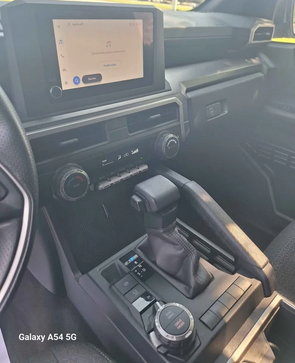 2025 Toyota 4Runner 6th Gen - Image 14 of 16