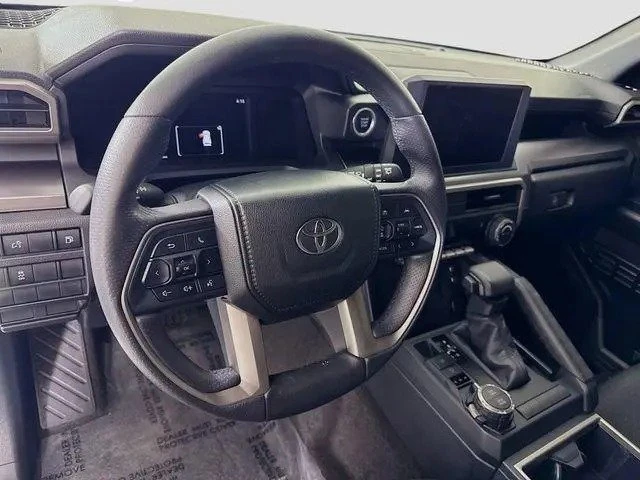 2025 Toyota 4Runner 6th Gen - Image 10 of 11