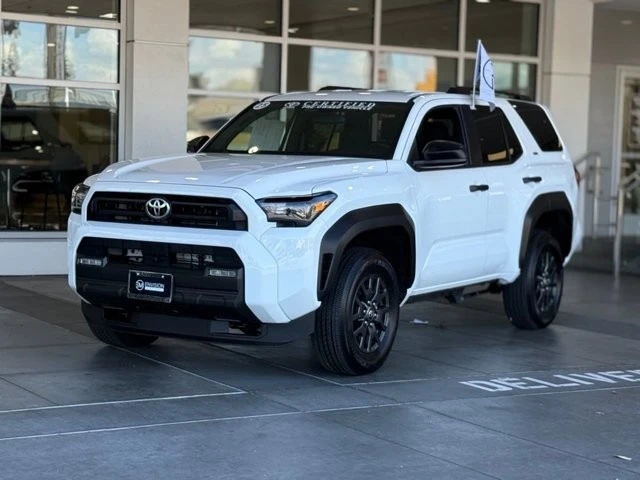 2025 Toyota 4Runner 6th Gen - Image 2 of 12