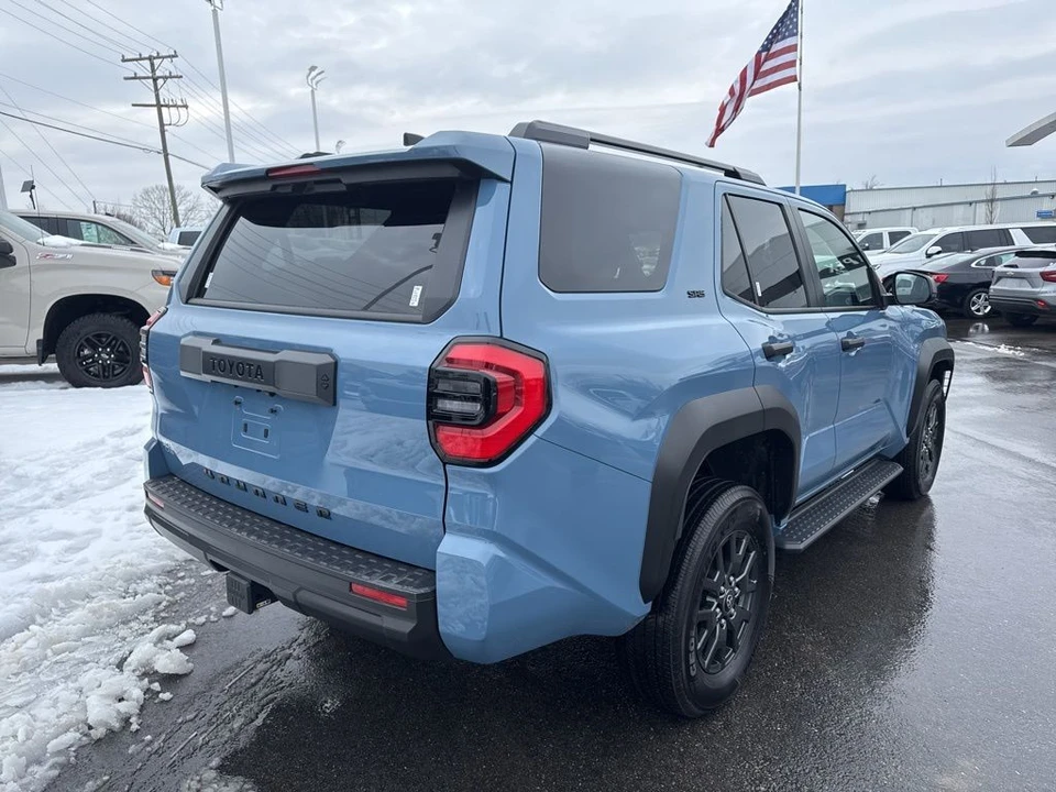 2025 Toyota 4Runner 6th Gen - Image 5 of 12