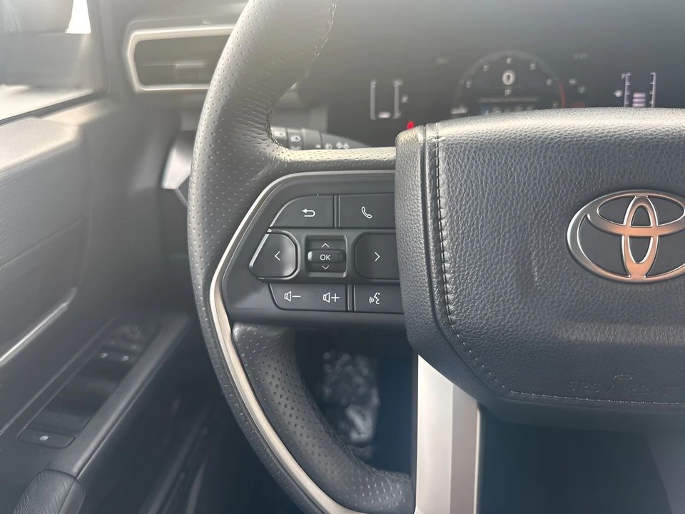 2025 Toyota 4Runner 6th Gen - Image 12 of 12