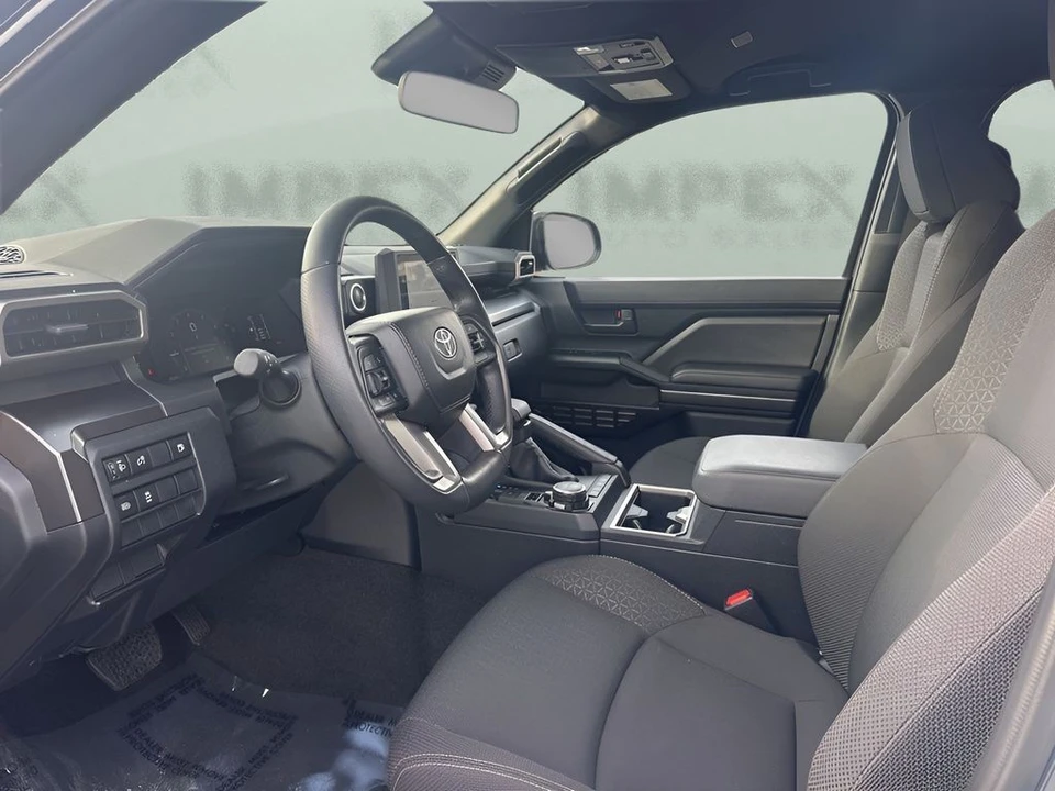 2025 Toyota 4Runner 6th Gen - Image 9 of 12