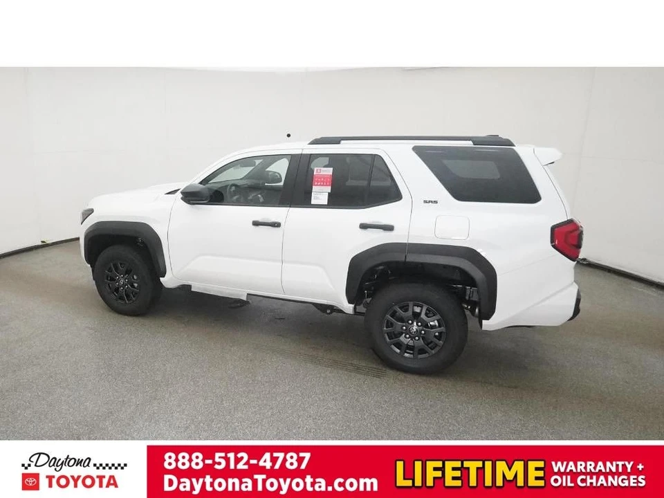 2025 Toyota 4Runner 6th Gen - Image 4 of 12