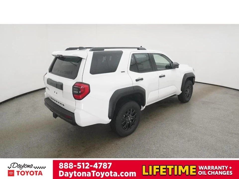 2025 Toyota 4Runner 6th Gen - Image 9 of 12