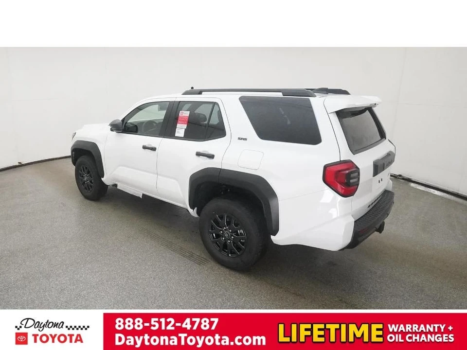 2025 Toyota 4Runner 6th Gen - Image 5 of 12