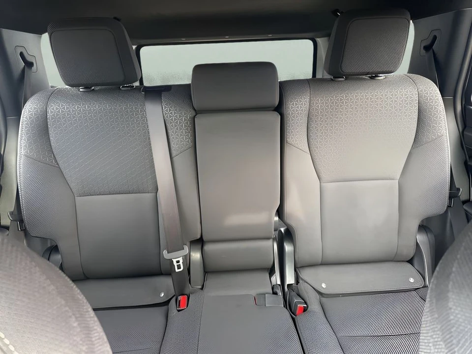 2025 Toyota 4Runner 6th Gen - Image 10 of 12