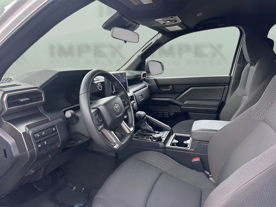 2025 Toyota 4Runner 6th Gen - Image 9 of 12