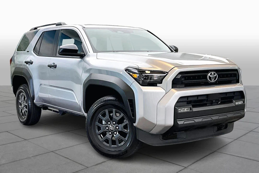 2025 Toyota 4Runner 6th Gen - Image 3 of 12