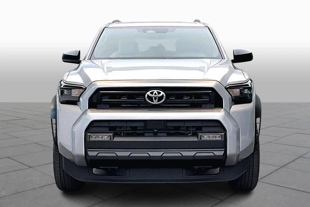 2025 Toyota 4Runner 6th Gen - Image 4 of 12