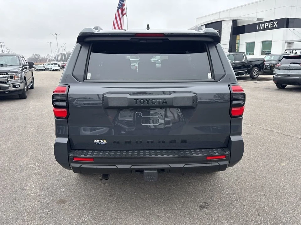 2025 Toyota 4Runner 6th Gen - Image 4 of 12