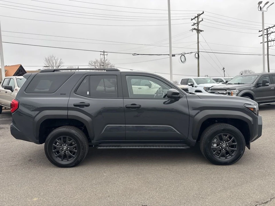 2025 Toyota 4Runner 6th Gen - Image 6 of 12