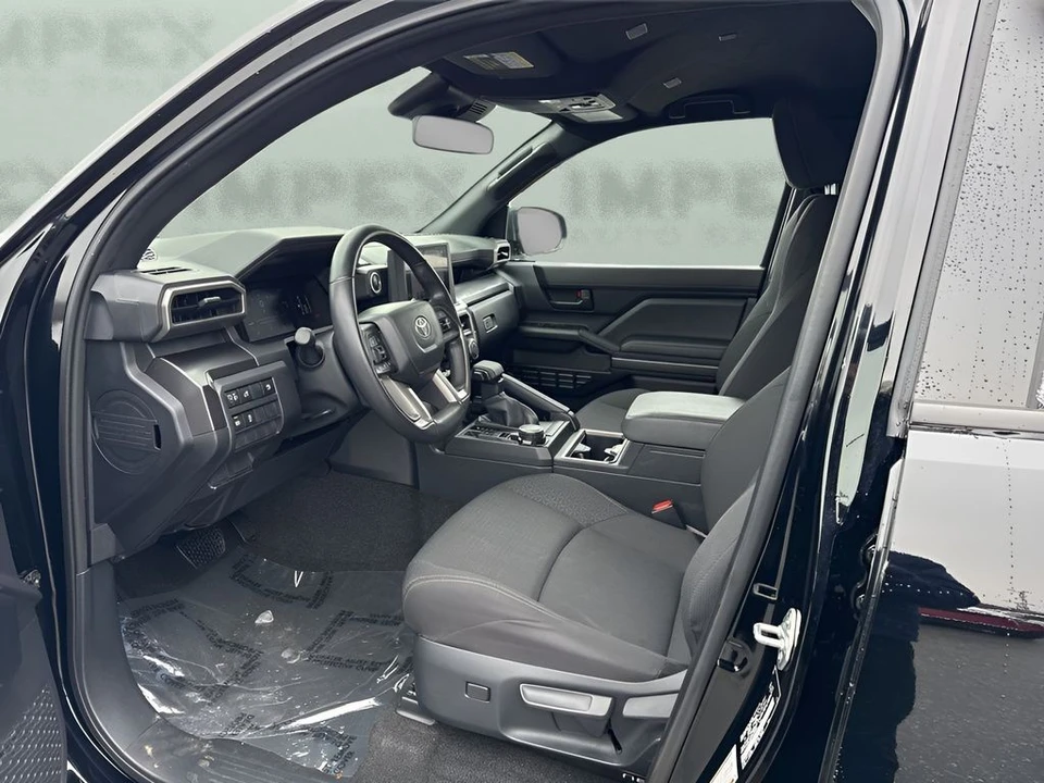 2025 Toyota 4Runner 6th Gen - Image 9 of 12