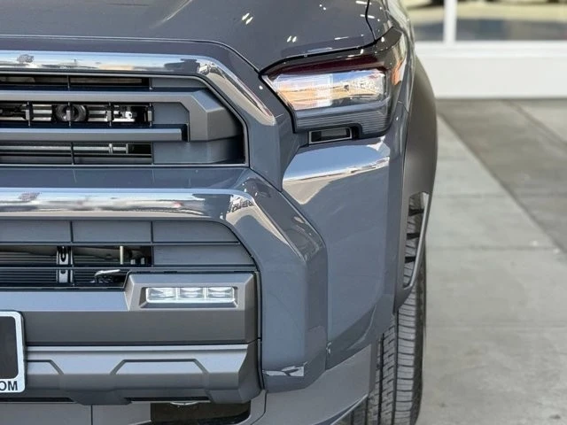 2025 Toyota 4Runner 6th Gen - Image 5 of 12