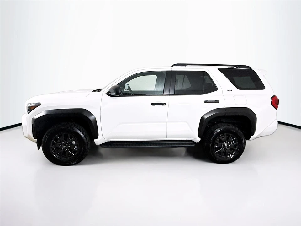 2025 Toyota 4Runner 6th Gen - Image 4 of 21