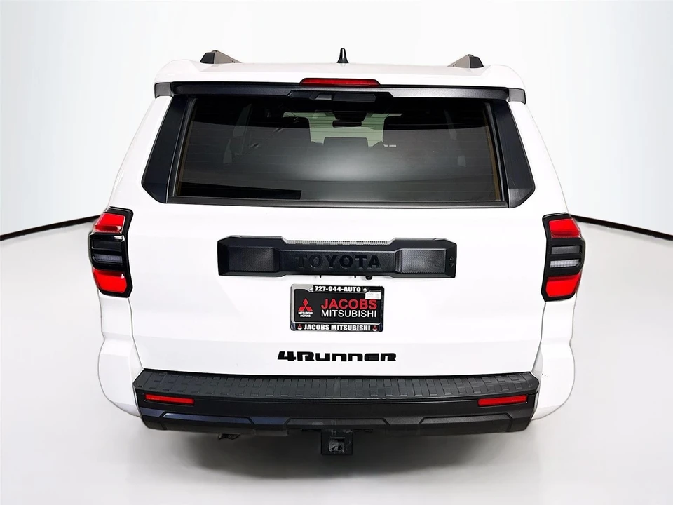 2025 Toyota 4Runner 6th Gen - Image 6 of 21