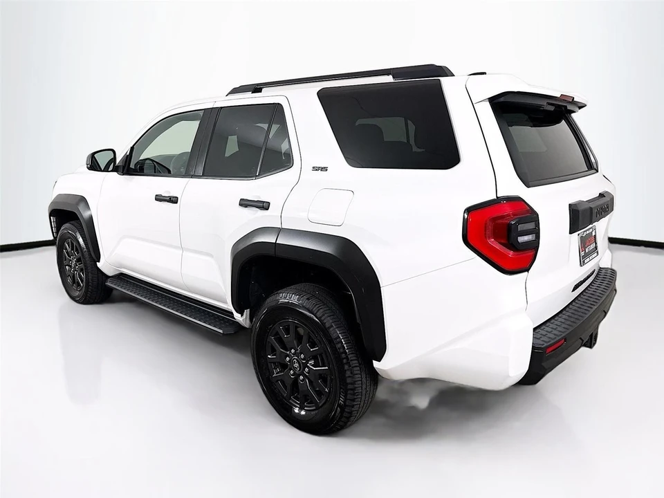 2025 Toyota 4Runner 6th Gen - Image 5 of 21