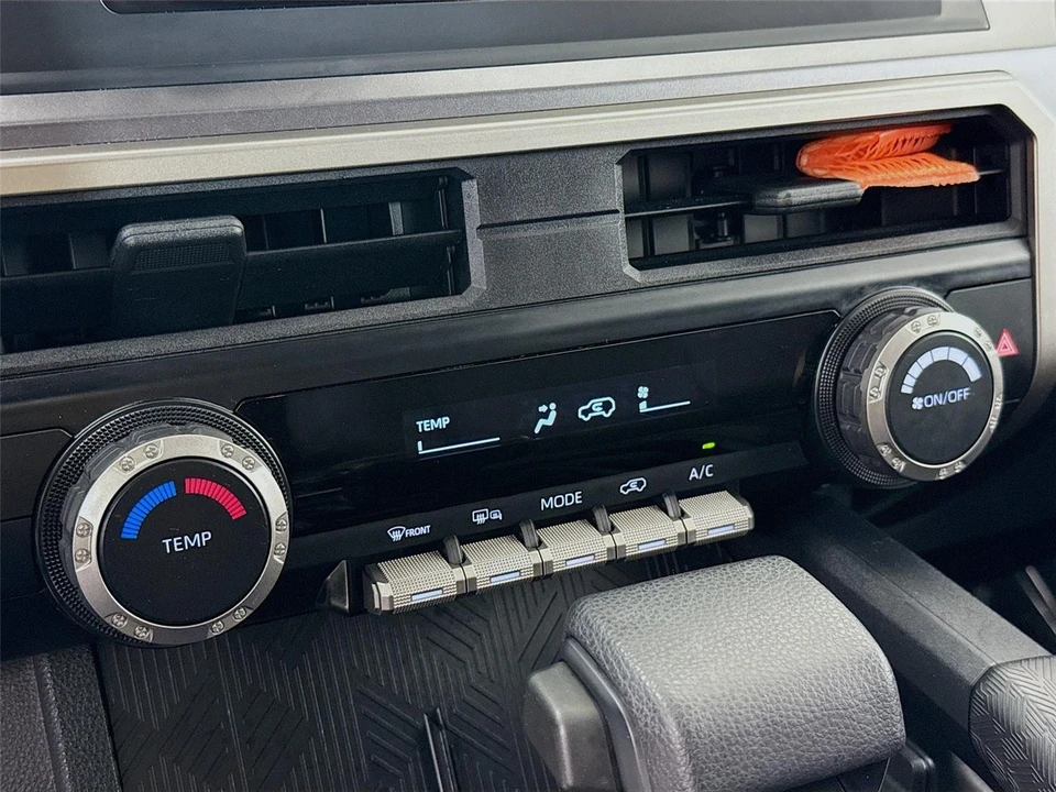 2025 Toyota 4Runner 6th Gen - Image 16 of 21