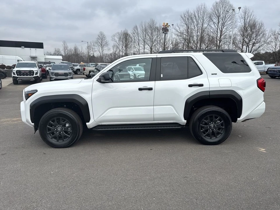 2025 Toyota 4Runner 6th Gen - Image 2 of 2