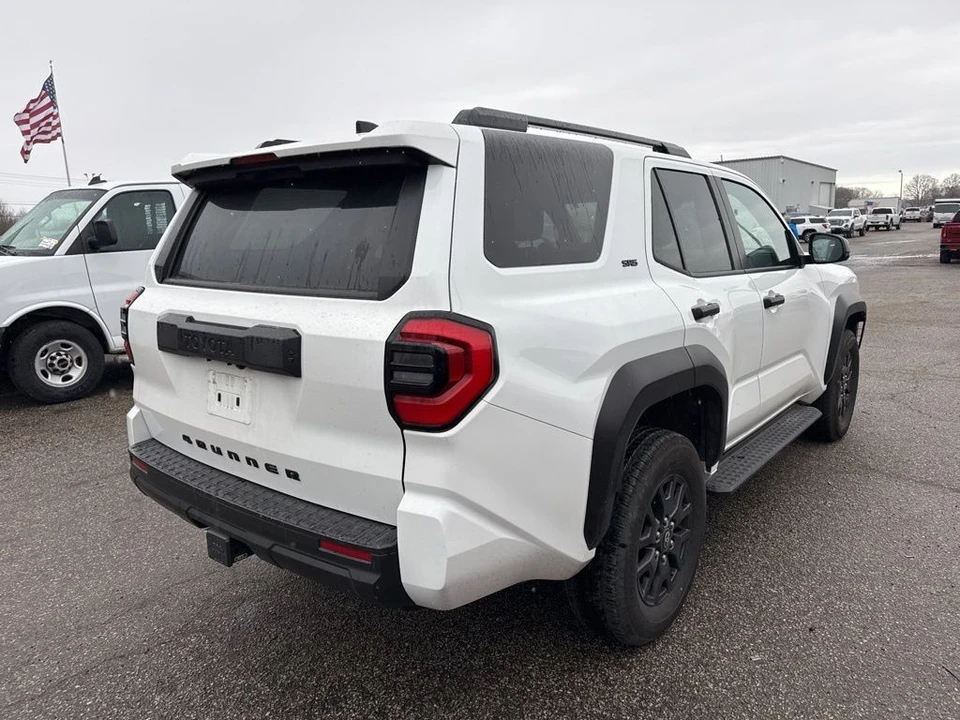 2025 Toyota 4Runner 6th Gen - Image 3 of 6