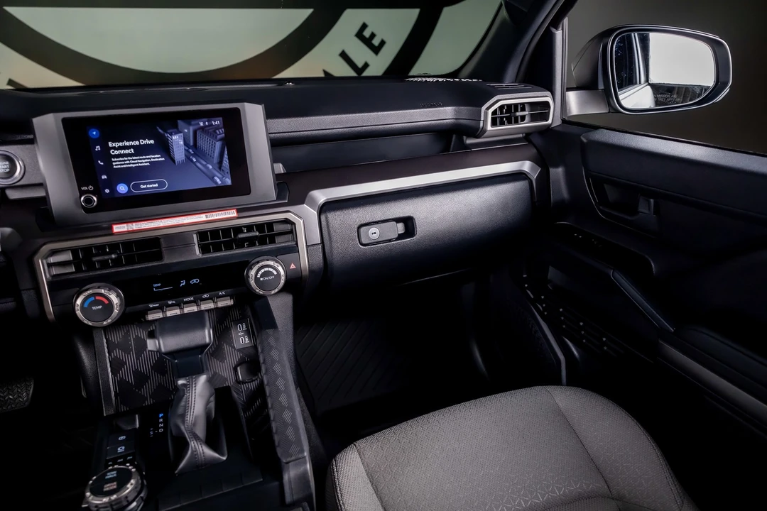 2025 Toyota 4Runner 6th Gen - Image 8 of 21