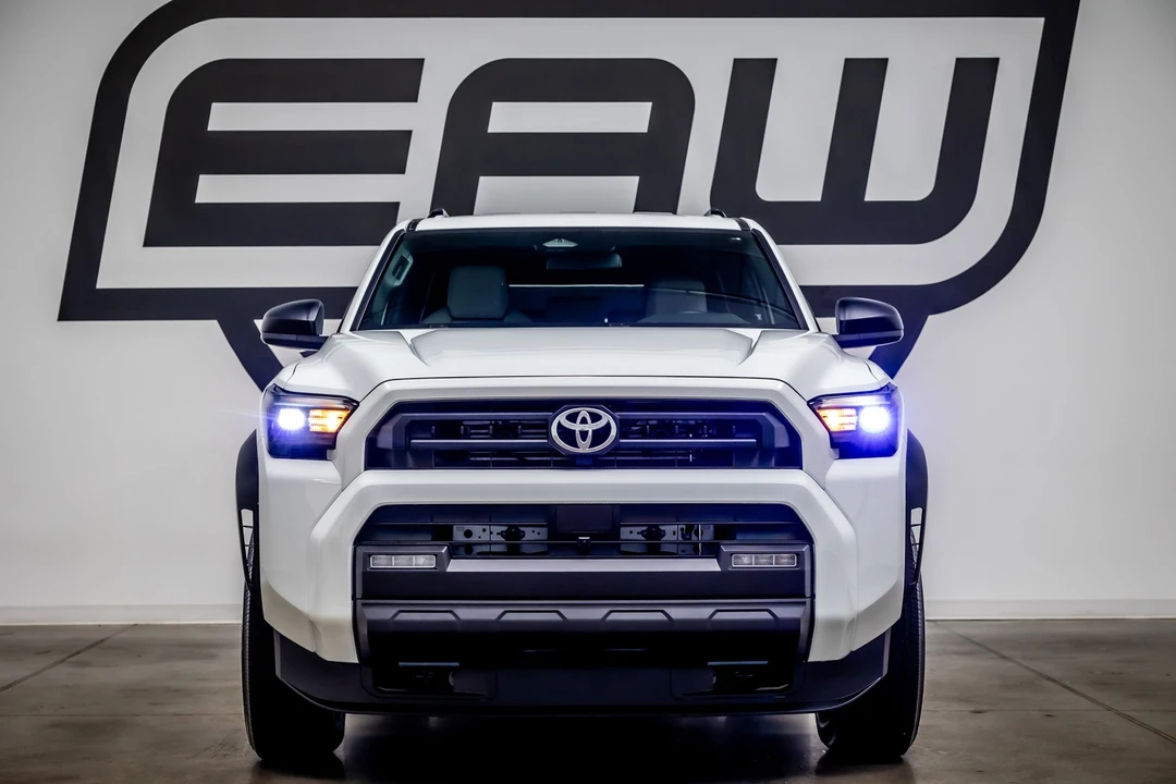 2025 Toyota 4Runner 6th Gen - Image 3 of 21