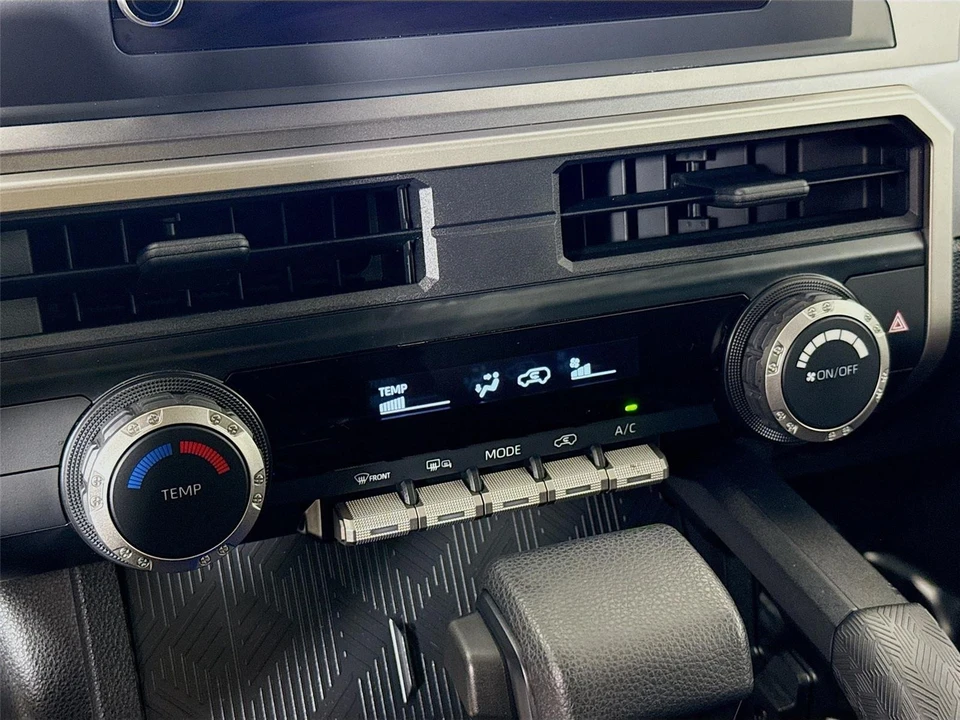 2025 Toyota 4Runner 6th Gen - Image 16 of 21