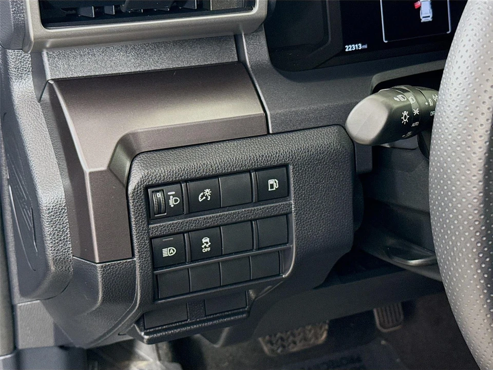 2025 Toyota 4Runner 6th Gen - Image 10 of 21