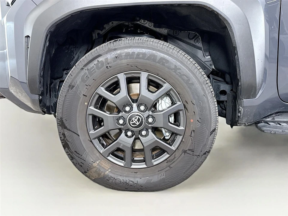 2025 Toyota 4Runner 6th Gen - Image 13 of 14