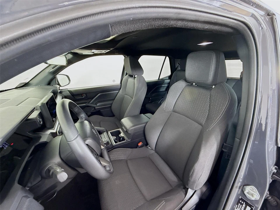2025 Toyota 4Runner 6th Gen - Image 12 of 14
