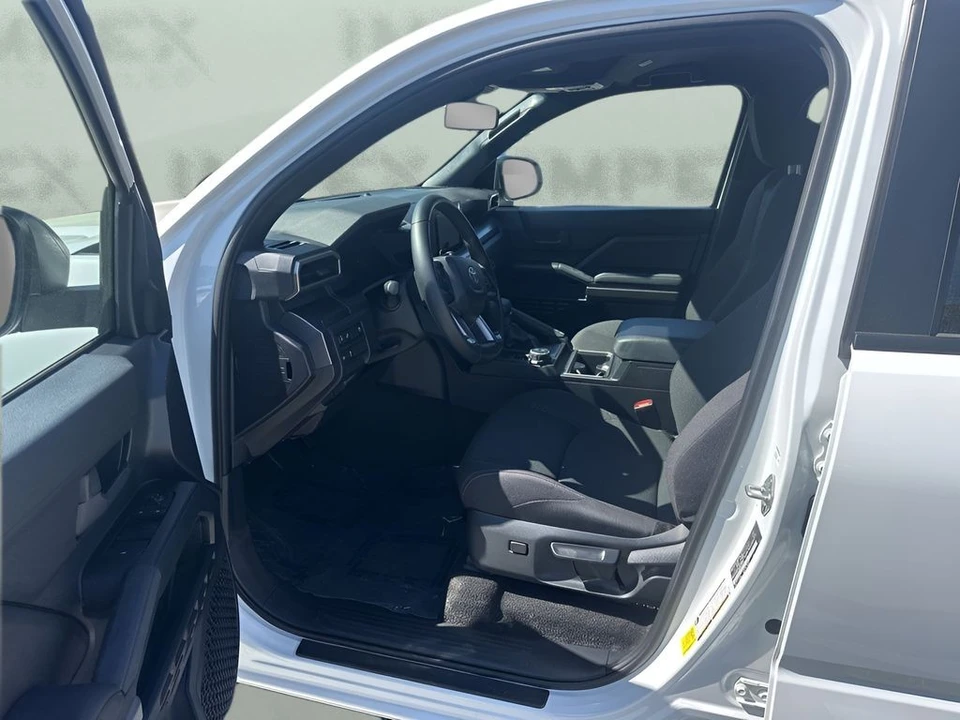 2025 Toyota 4Runner 6th Gen - Image 9 of 21