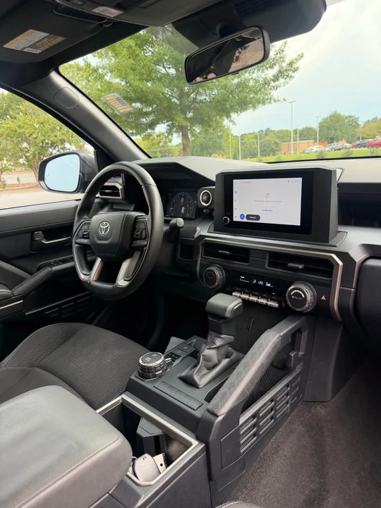 2025 Toyota 4Runner 6th Gen - Image 6 of 19